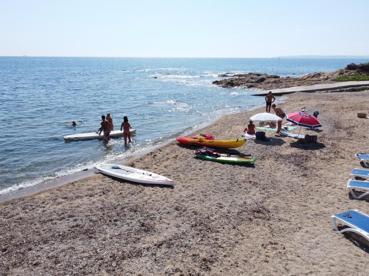 Villa Sunbeach Roquebrune-sur-Argens Eksteriør bilde